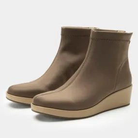 Harmoni Camel Boot